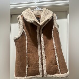 Big Chill Cream Sherpa Vest
